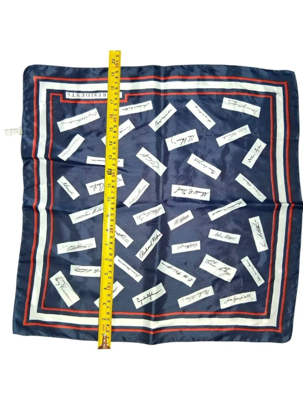 PRESIDENT SIGNATURES Scarf 1970’s 1980’s Vintage Flag USA Collectible 20